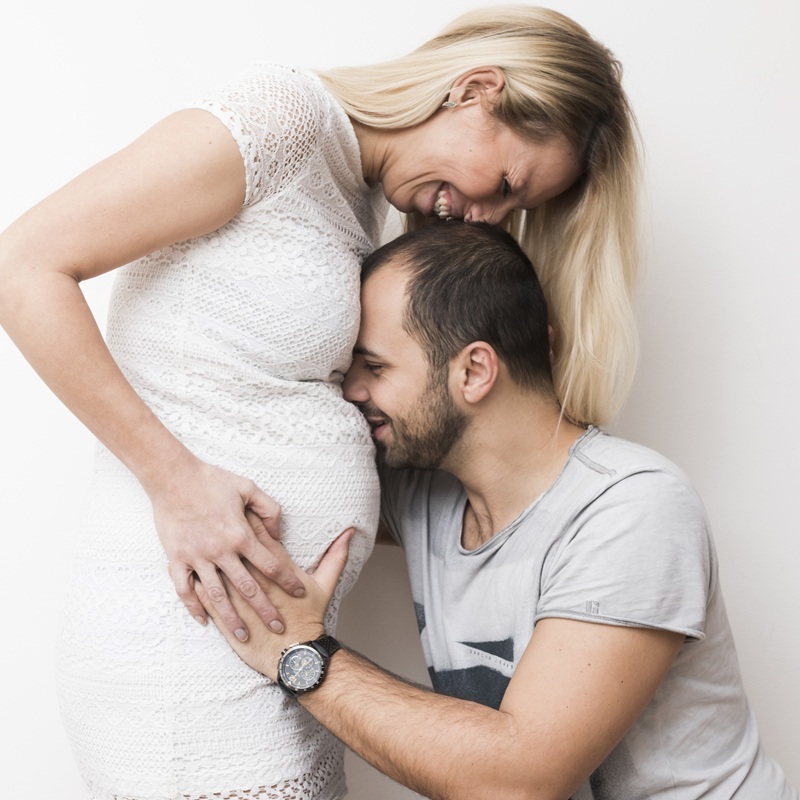 pregnant woman with husband